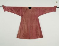 淡秋香緞暗團花官禮袍服藏品圖，第1張