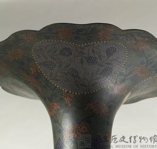 掐絲琺瑯大瓶藏品圖，第8張