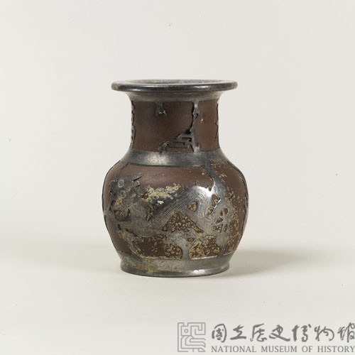 紫砂胎鑲銅盤口瓶藏品圖，第2張