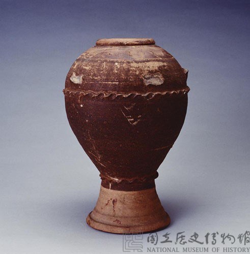褐釉骨灰罈藏品圖，第1張
