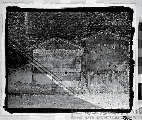 Canal St. MARTIN Quadi de VALMY Paris 19e Collection Image, Figure 2, Total 2 Figures