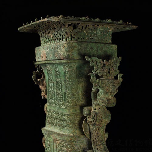 Fang-hu, Squarish ritual wine vessel Collection Image, Figure 43, Total 47 Figures