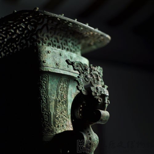 Fang-hu, Squarish ritual wine vessel Collection Image, Figure 41, Total 47 Figures