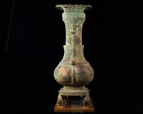 Fang-hu, Squarish ritual wine vessel Collection Image, Figure 4, Total 47 Figures