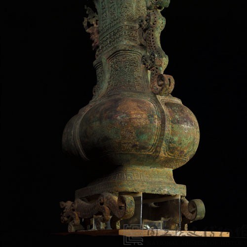 Fang-hu, Squarish ritual wine vessel Collection Image, Figure 47, Total 47 Figures