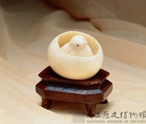 牙刻雞仔蛋藏品圖，第1張