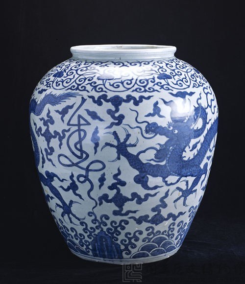萬曆青花雙龍暖壽罈藏品圖，第2張