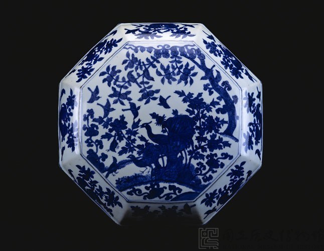 青花花鳥八角盒藏品圖，第7張