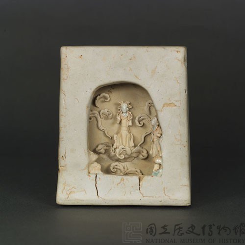 青白釉觀音像暨佛龕藏品圖，第3張