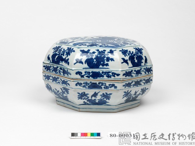 青花花鳥八角盒藏品圖，第2張