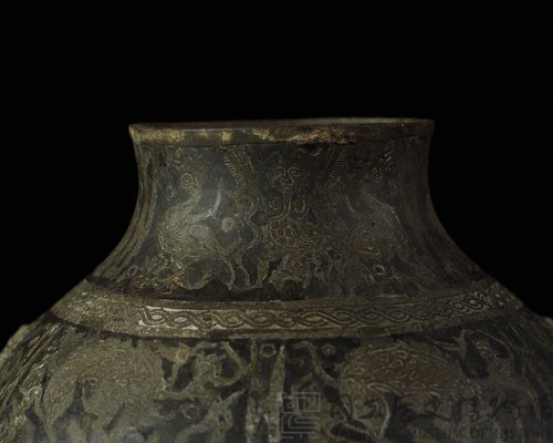 Hu, bronze vessel with lacquered design of hunting scenes motif, Warring States period Collection Image, Figure 10, Total 19 Figures