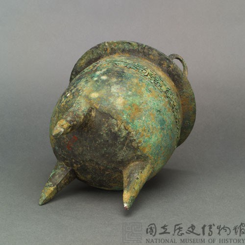 Ding, Ritual cauldron with tao-tie design Collection Image, Figure 6, Total 8 Figures