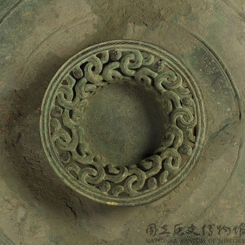 蟠螭紋鼎藏品圖，第11張