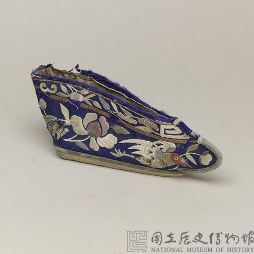 藍緞彩繡女鞋藏品圖，第2張