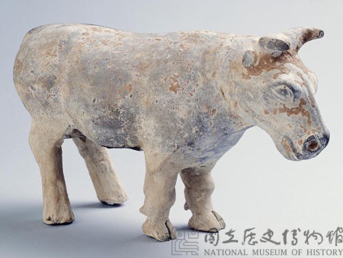 灰陶牛藏品圖，第1張