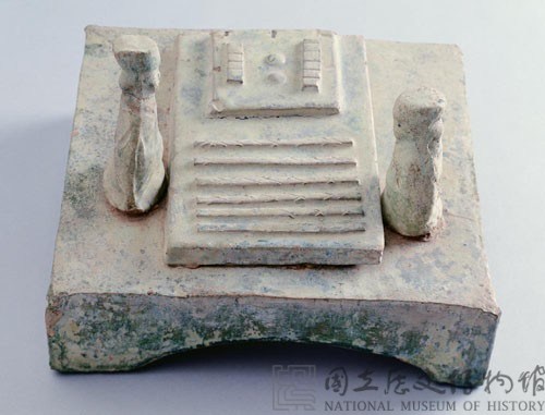 綠釉六博藏品圖，第1張