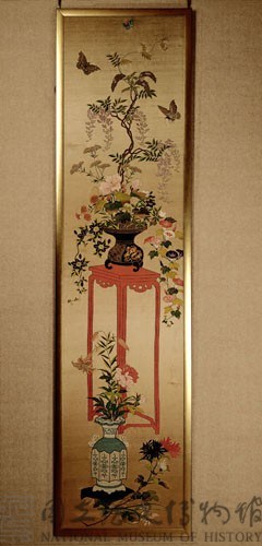立式花蝶大繡片藏品圖，第1張