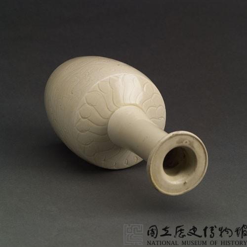 刻花棒槌瓶藏品圖，第2張