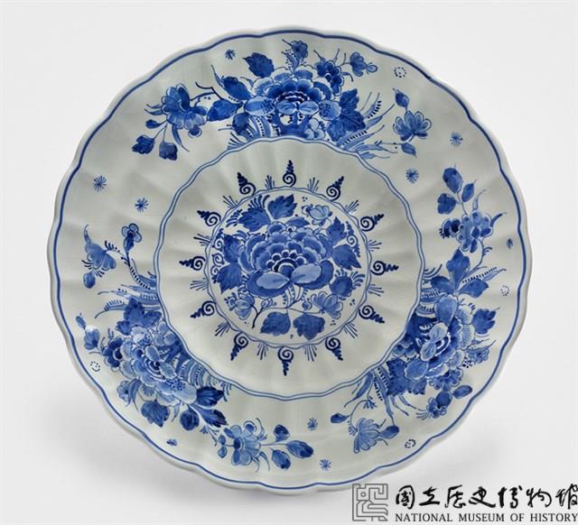青花曲唇盤藏品圖，第1張