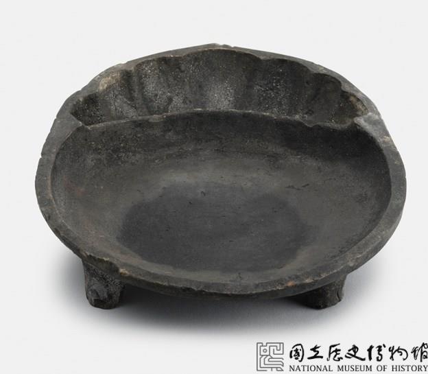 箕形有堵澄泥硯藏品圖，第2張