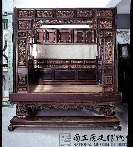 金漆雕花木床藏品圖，第2張