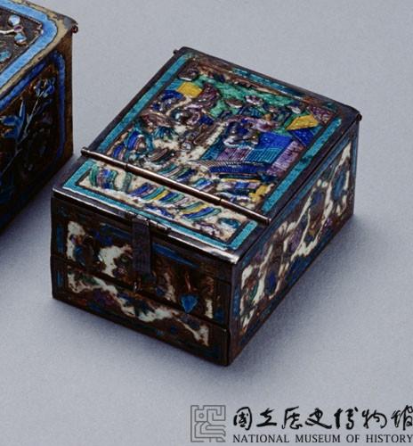 內填琺瑯人物鏡盒藏品圖，第2張