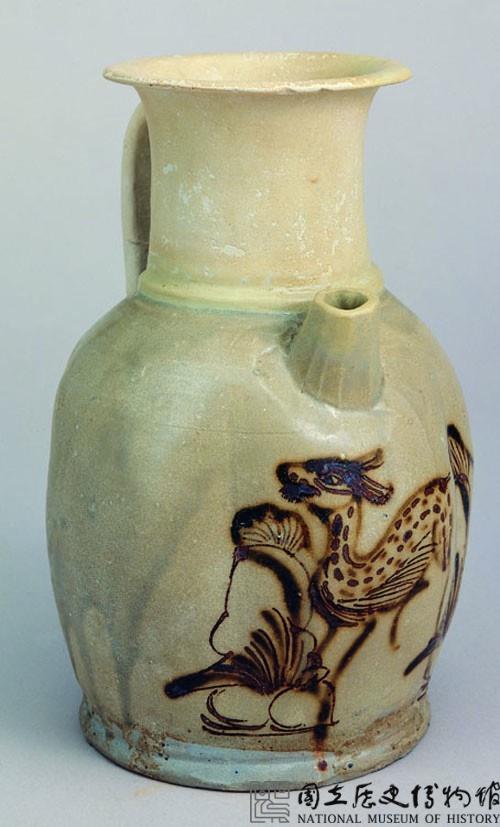 長沙窯奔鹿紋水注藏品圖，第2張