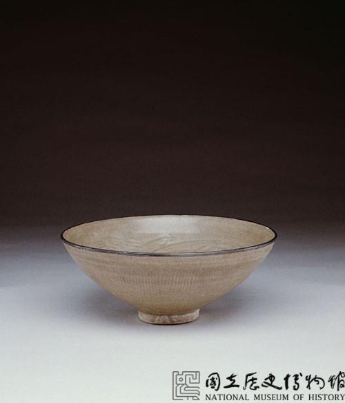 刻劃花青瓷篦紋碗藏品圖，第1張