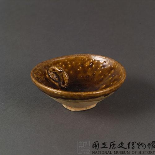 長沙窯青褐釉碗式油燈藏品圖，第2張