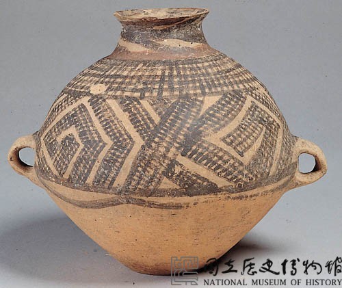 馬廠回紋雙耳壺-國立歷史博物館-藏品資料-74-00009