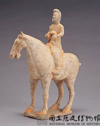 加彩人騎馬樂器俑藏品圖，第11張