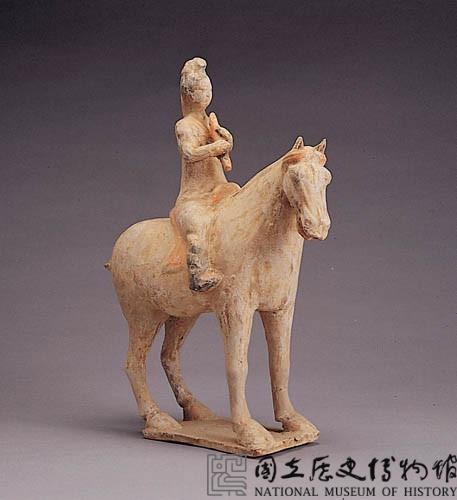 加彩人騎馬樂器俑藏品圖，第9張