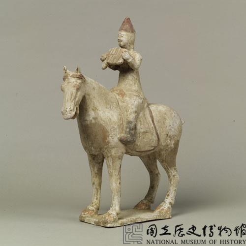 加彩人騎馬樂器俑藏品圖，第19張
