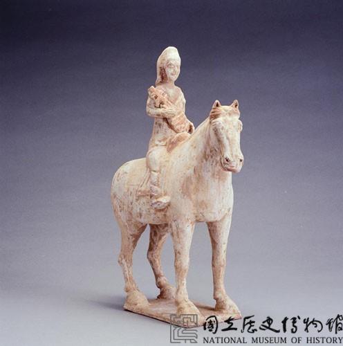 加彩人騎馬樂器俑藏品圖，第6張