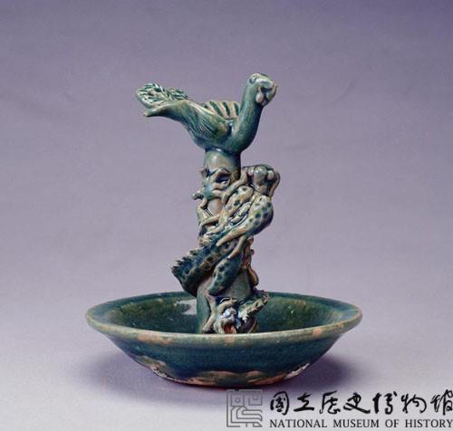 石灣龍鳳油燈藏品圖，第1張