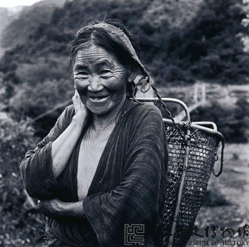 黥面原住民婦女藏品圖，第1張