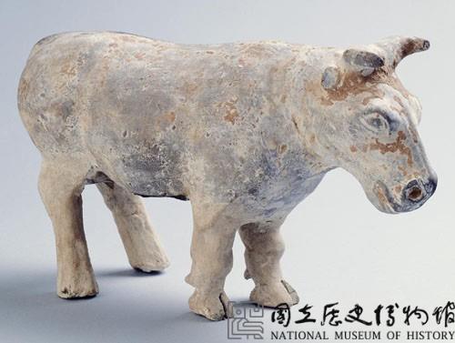 灰陶牛藏品圖，第1張