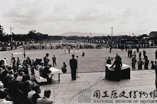 總統府前藏品圖，第1張