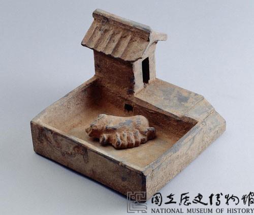 灰陶豬圈藏品圖，第1張