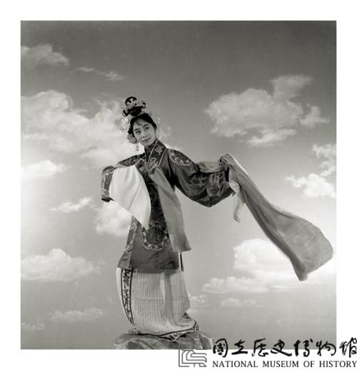 盧燕藏品圖，第1張