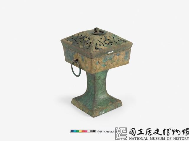 青銅鏤空方形薰爐藏品圖，第3張