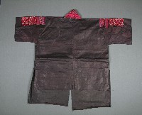 上衣藏品圖，第2張