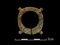 玉玦藏品圖，第2張