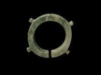 玉玦藏品圖，第2張