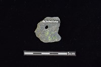 穿孔石板藏品圖，第2張