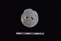 穿孔石板藏品圖，第1張