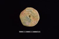 穿孔石板藏品圖，第2張