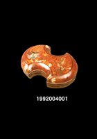 彩漆龍鳳紋錠式盒--蓋藏品圖，第1張