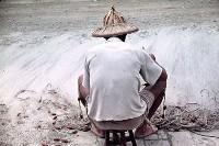 《補破網》（1950至2006年臺灣常民生活）藏品圖，第1張