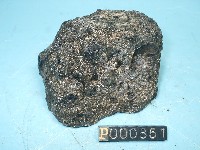 玻璃質玄武岩藏品圖，第2張